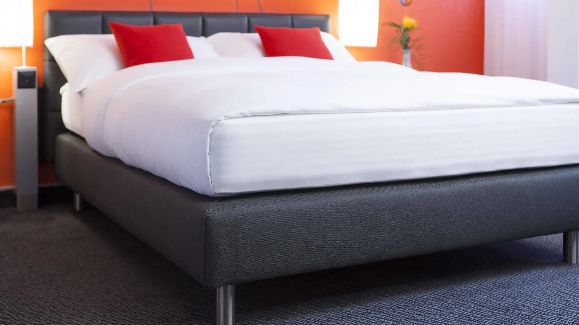 Hotel Basel - Da Wohnen, Wo Basel Lebt!
